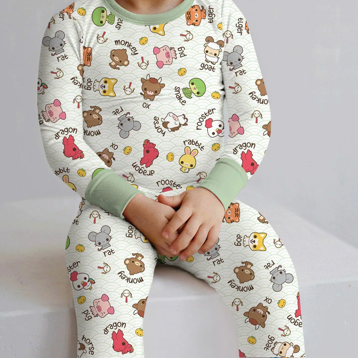 Zweiteiliges Langarm-Pyjama-Set mit Sommerfrüchten