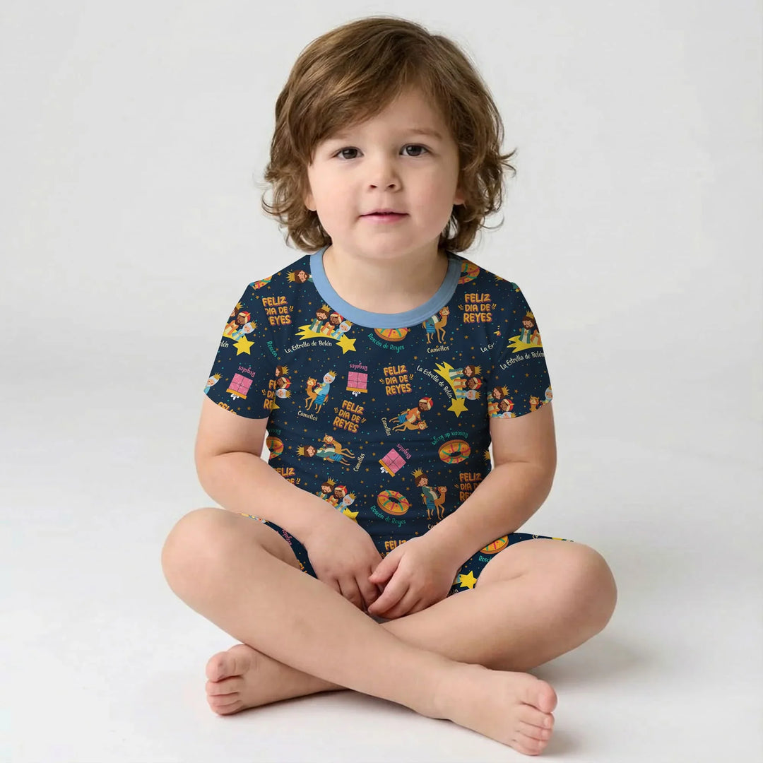 Template Zweiteiliges Pyjama-Set mit kurzen Ärmeln und Shorts