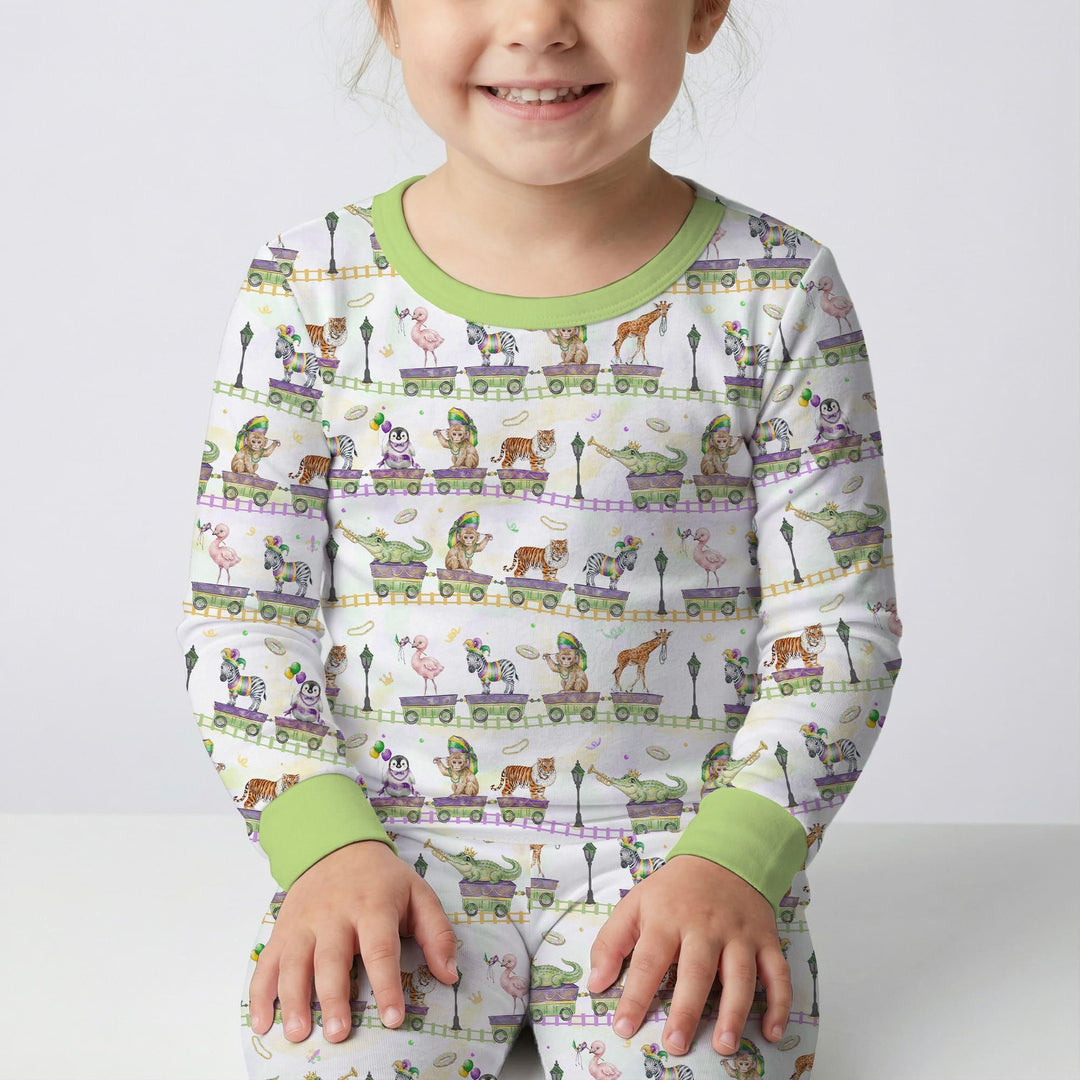 Zweiteiliges Langarm-Pyjama-Set mit Sommerfrüchten