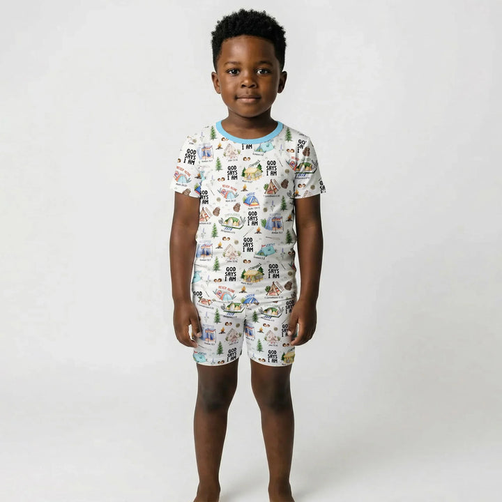 Template Zweiteiliges Pyjama-Set mit kurzen Ärmeln und Shorts