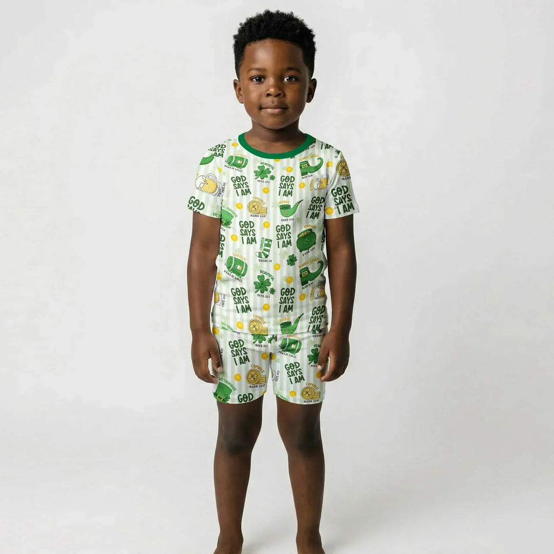 Template Zweiteiliges Pyjama-Set mit kurzen Ärmeln und Shorts