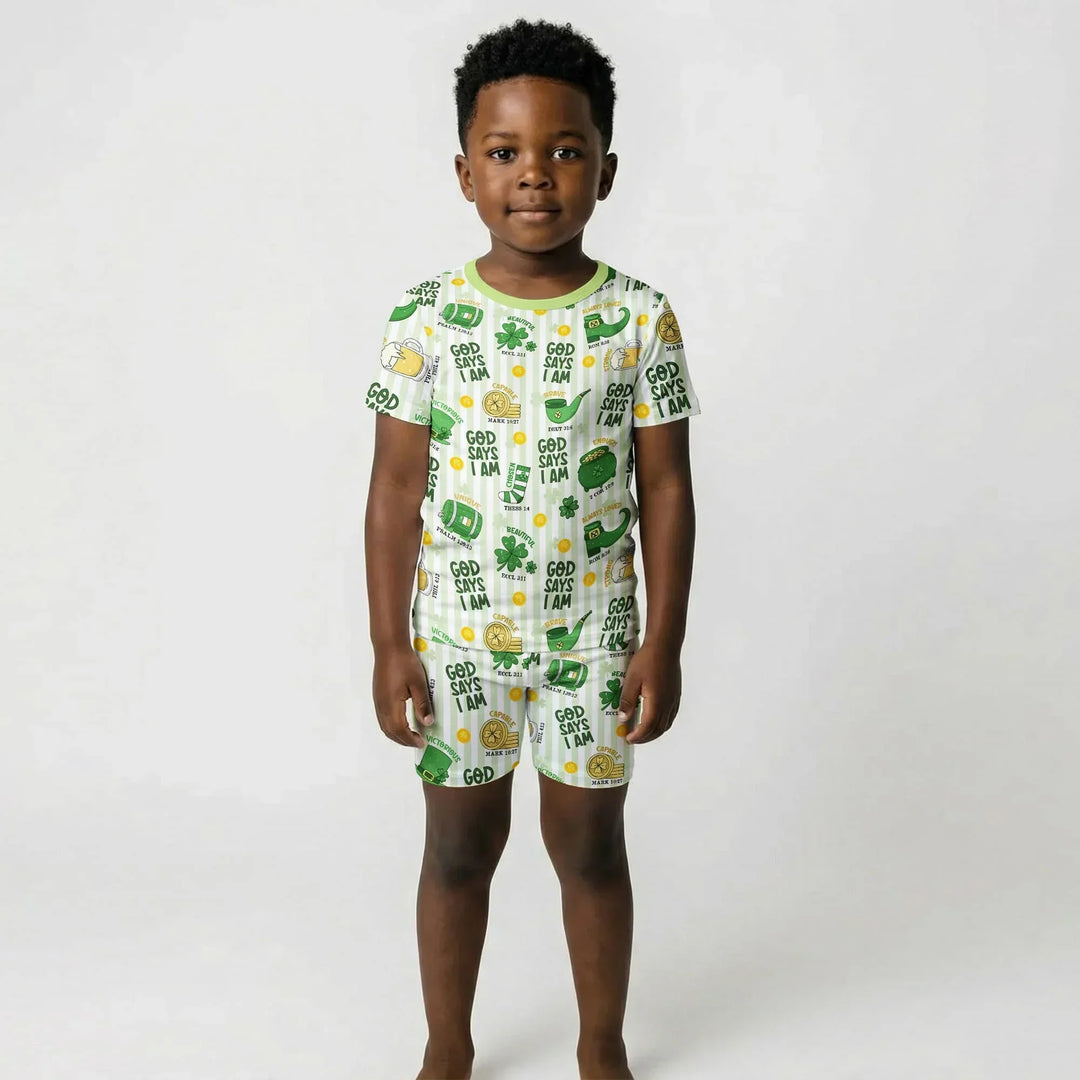 Template Zweiteiliges Pyjama-Set mit kurzen Ärmeln und Shorts