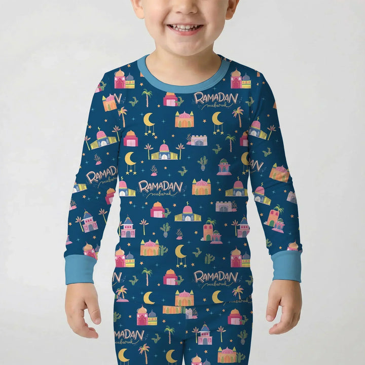 Zweiteiliges Langarm-Pyjama-Set mit Sommerfrüchten