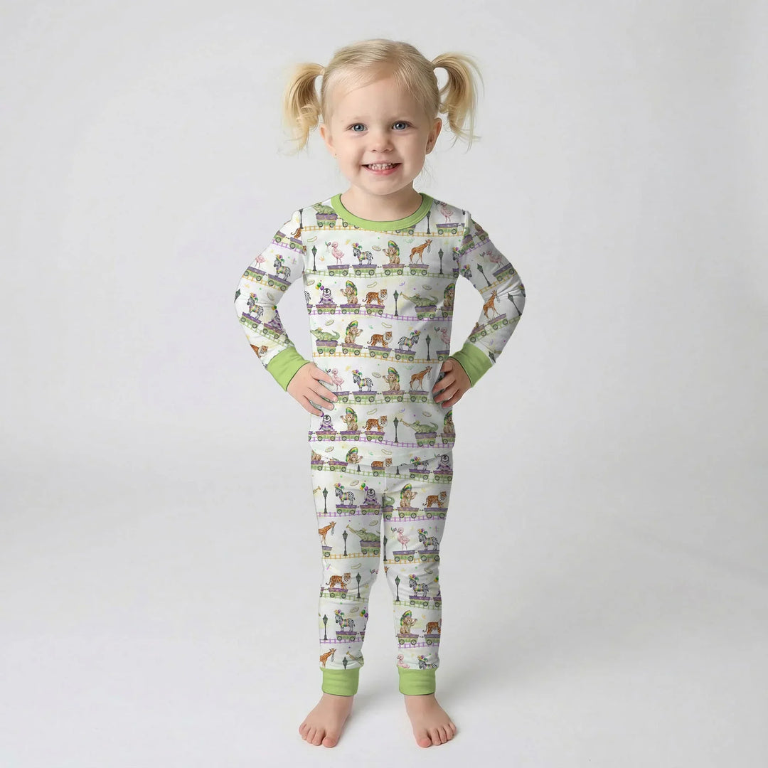 Zweiteiliges Langarm-Pyjama-Set mit Sommerfrüchten