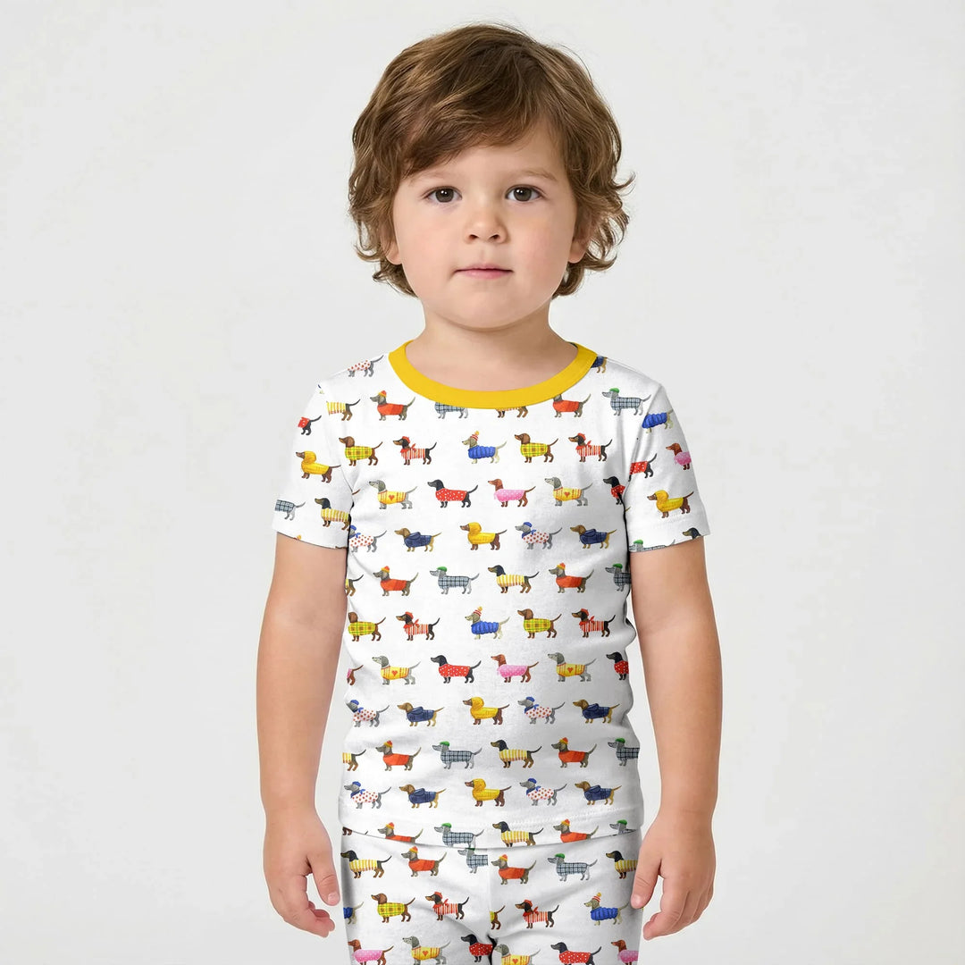 Template Zweiteiliges Pyjama-Set mit kurzen Ärmeln und Shorts