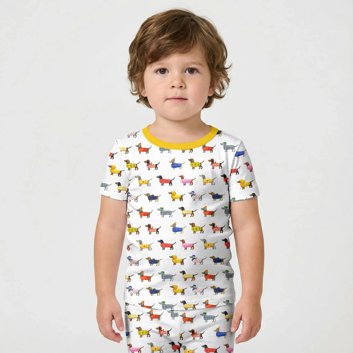 Template Zweiteiliges Pyjama-Set mit kurzen Ärmeln und Shorts