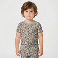 Template Zweiteiliges Pyjama-Set mit kurzen Ärmeln und Shorts