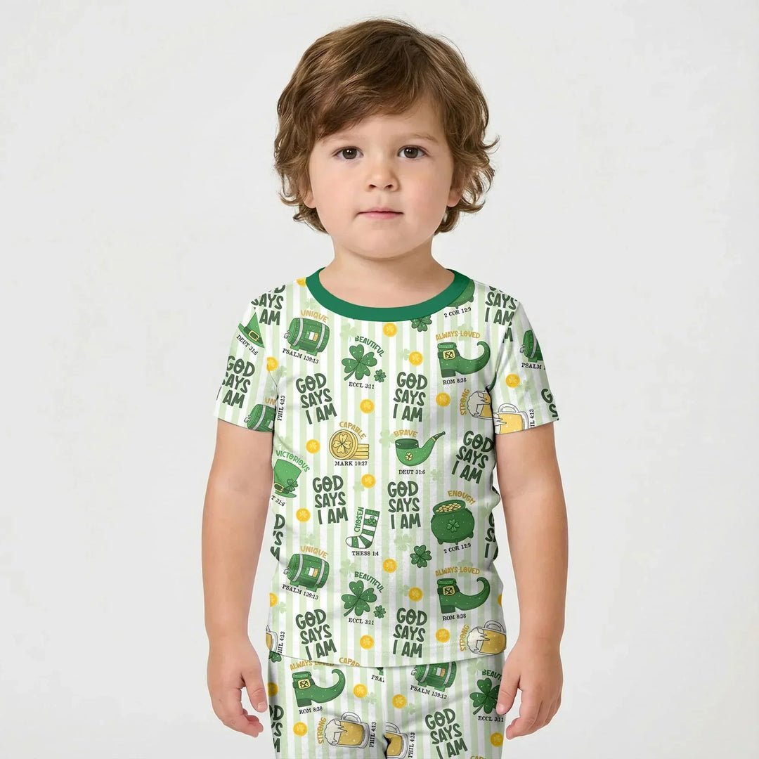 Template Zweiteiliges Pyjama-Set mit kurzen Ärmeln und Shorts