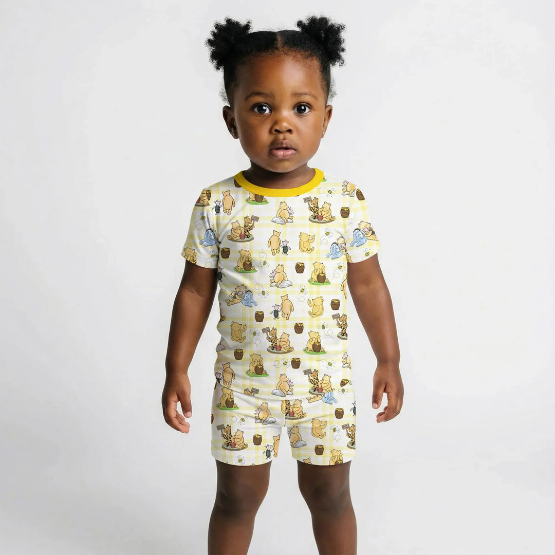 Template Zweiteiliges Pyjama-Set mit kurzen Ärmeln und Shorts