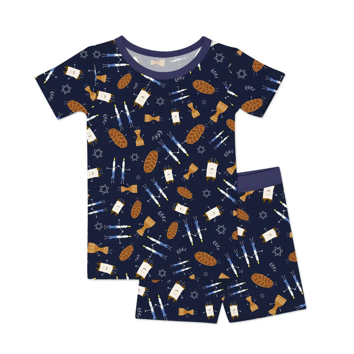 Template Zweiteiliges Pyjama-Set mit kurzen Ärmeln und Shorts