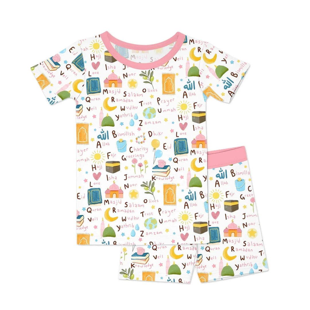Template Zweiteiliges Pyjama-Set mit kurzen Ärmeln und Shorts
