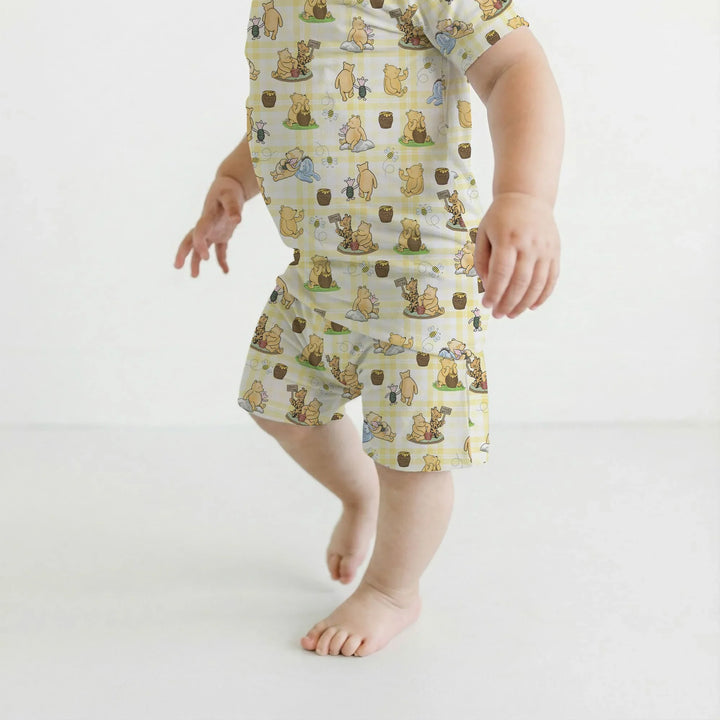 Template Zweiteiliges Pyjama-Set mit kurzen Ärmeln und Shorts