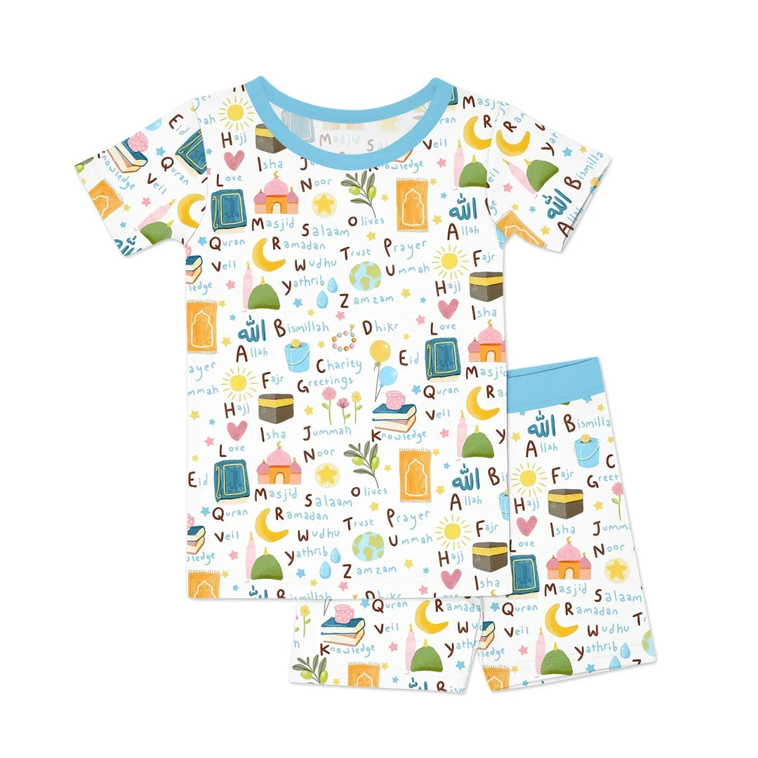 Template Zweiteiliges Pyjama-Set mit kurzen Ärmeln und Shorts