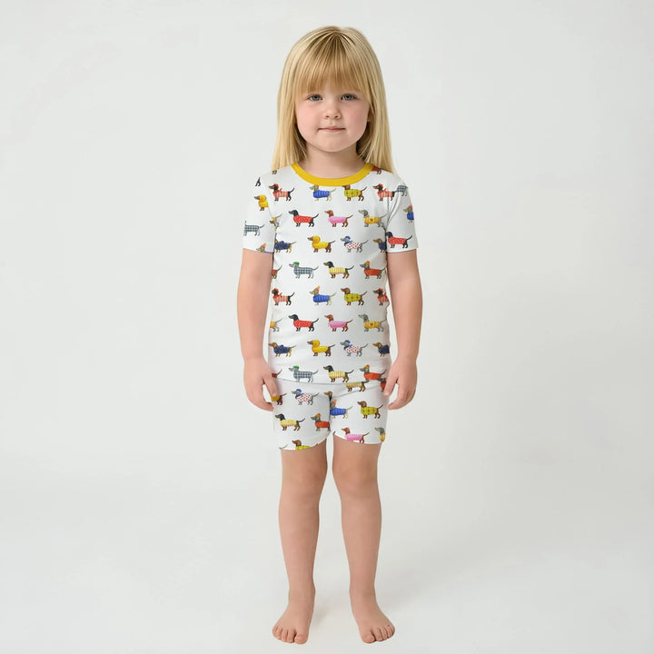 Template Zweiteiliges Pyjama-Set mit kurzen Ärmeln und Shorts