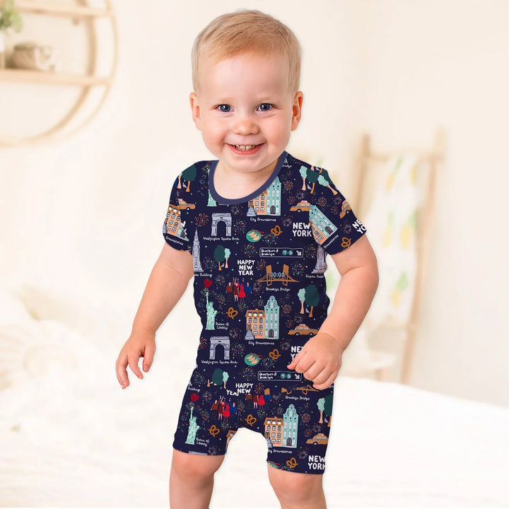 Template Zweiteiliges Pyjama-Set mit kurzen Ärmeln und Shorts