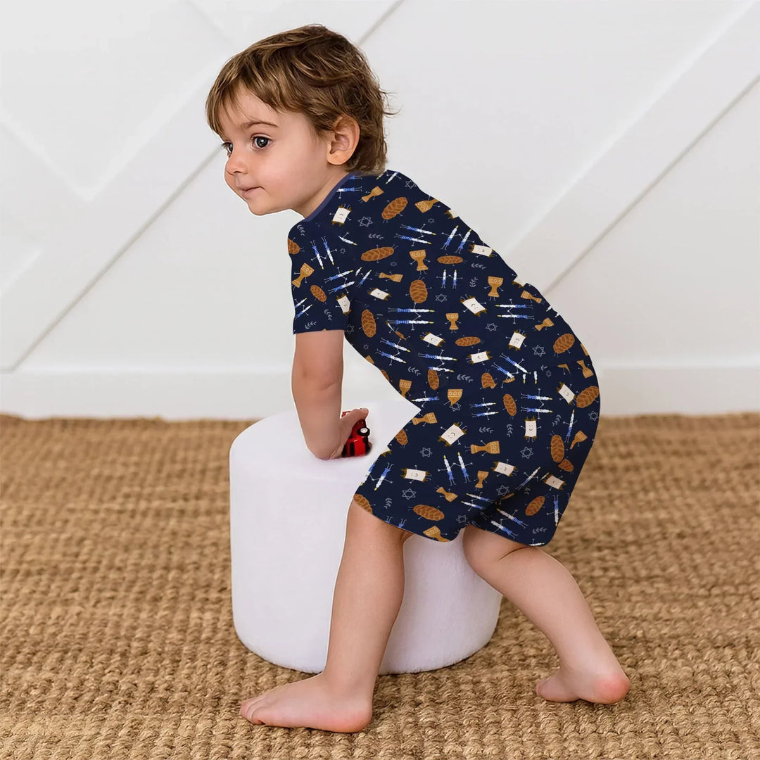 Template Zweiteiliges Pyjama-Set mit kurzen Ärmeln und Shorts