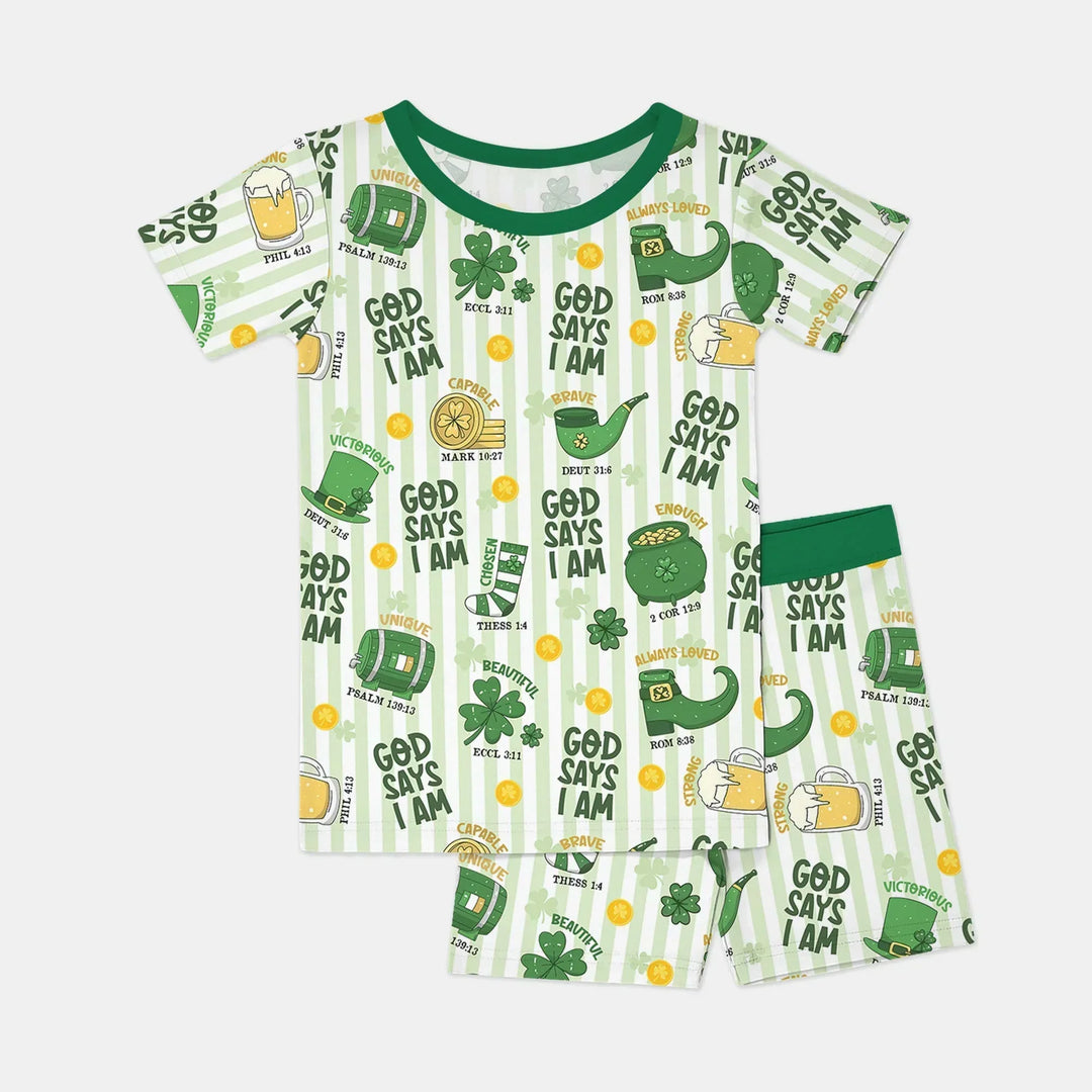 Template Zweiteiliges Pyjama-Set mit kurzen Ärmeln und Shorts