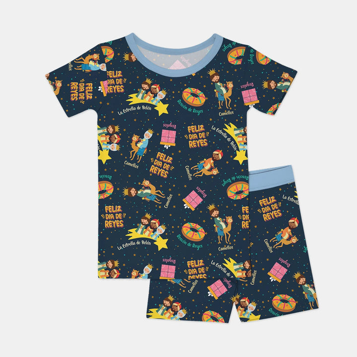 Template Zweiteiliges Pyjama-Set mit kurzen Ärmeln und Shorts