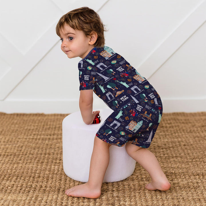 Template Zweiteiliges Pyjama-Set mit kurzen Ärmeln und Shorts