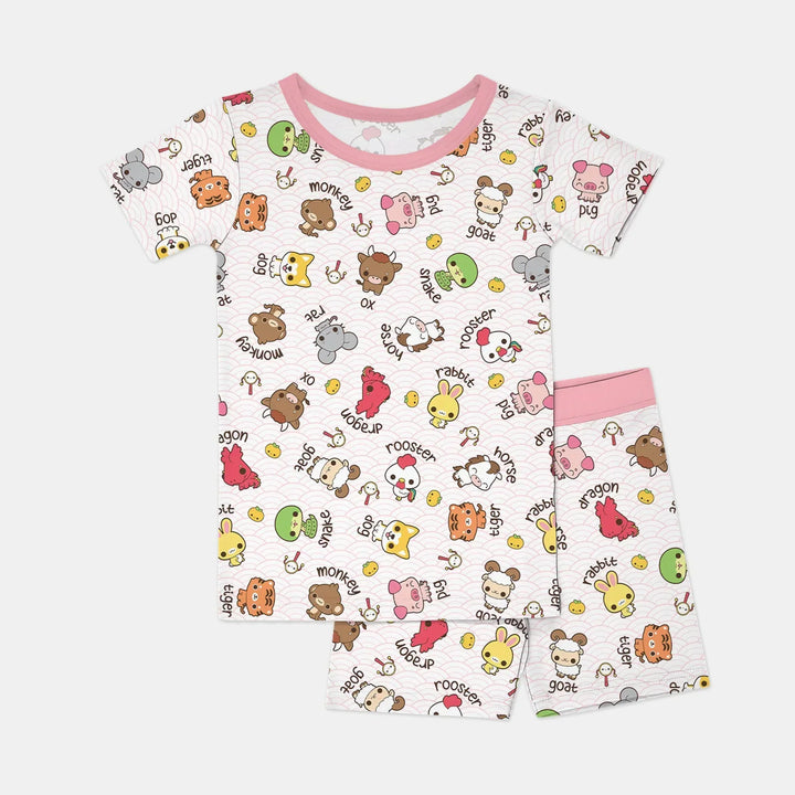 Template Zweiteiliges Pyjama-Set mit kurzen Ärmeln und Shorts