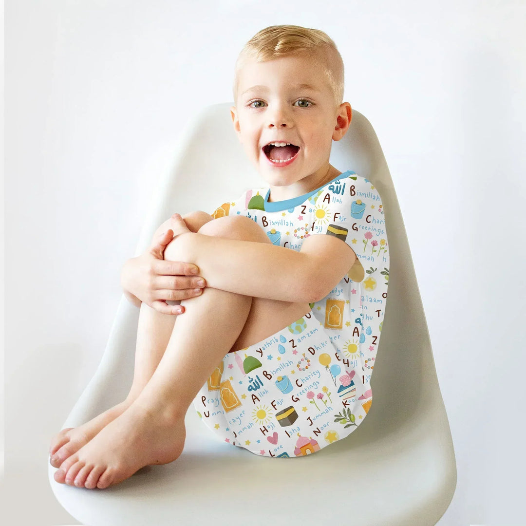 Template Zweiteiliges Pyjama-Set mit kurzen Ärmeln und Shorts