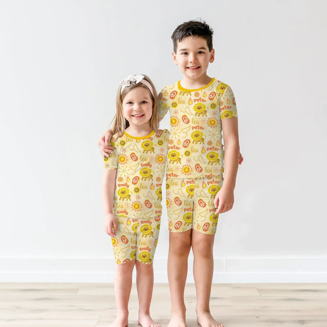 Zweiteiliges Pyjama-Set mit kurzen Ärmeln und Shorts im Sommer-Design