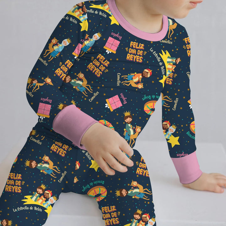 Feliz Dia de Reyes Bamboo Two Piece Long Sleeve Pajama Set