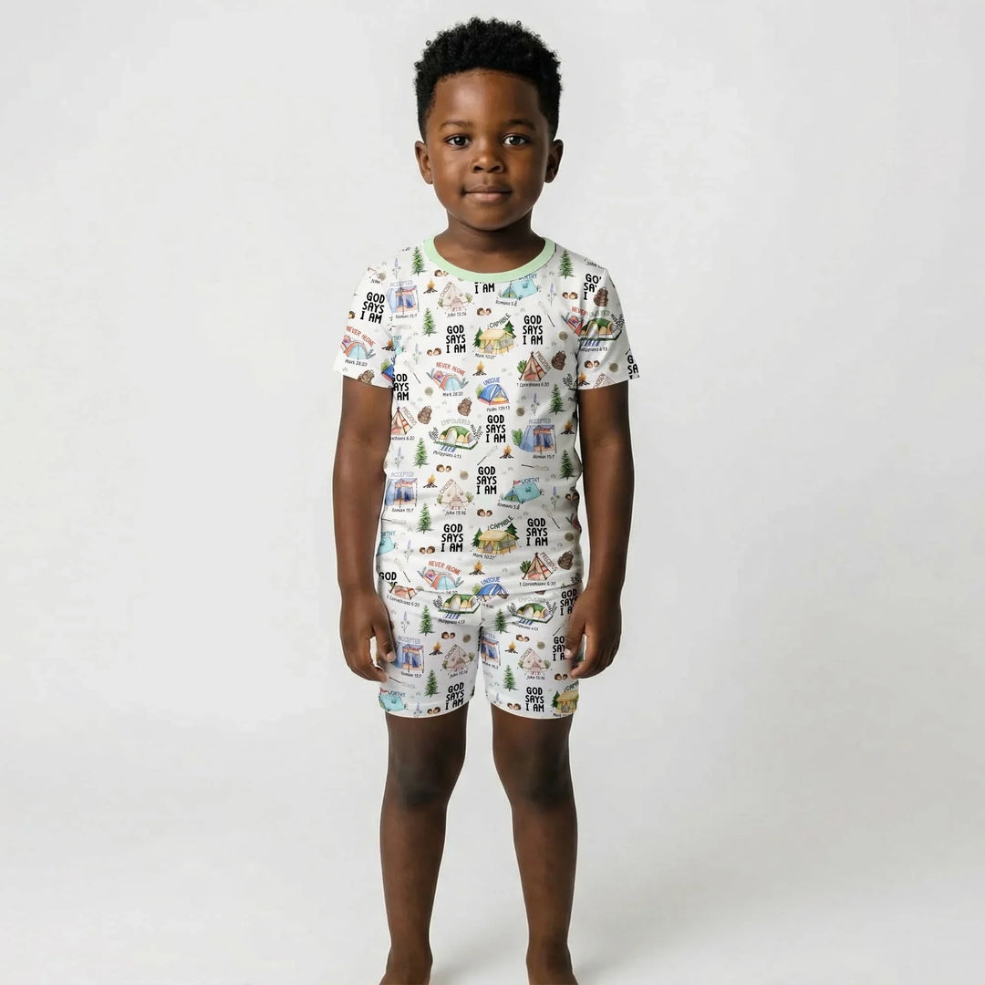 Template Zweiteiliges Pyjama-Set mit kurzen Ärmeln und Shorts