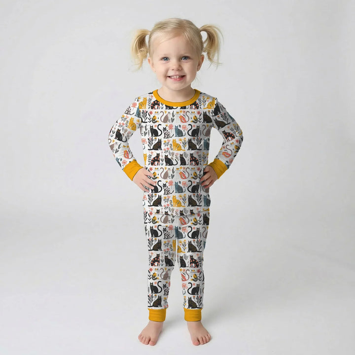 Zweiteiliges Langarm-Pyjama-Set mit Sommerfrüchten