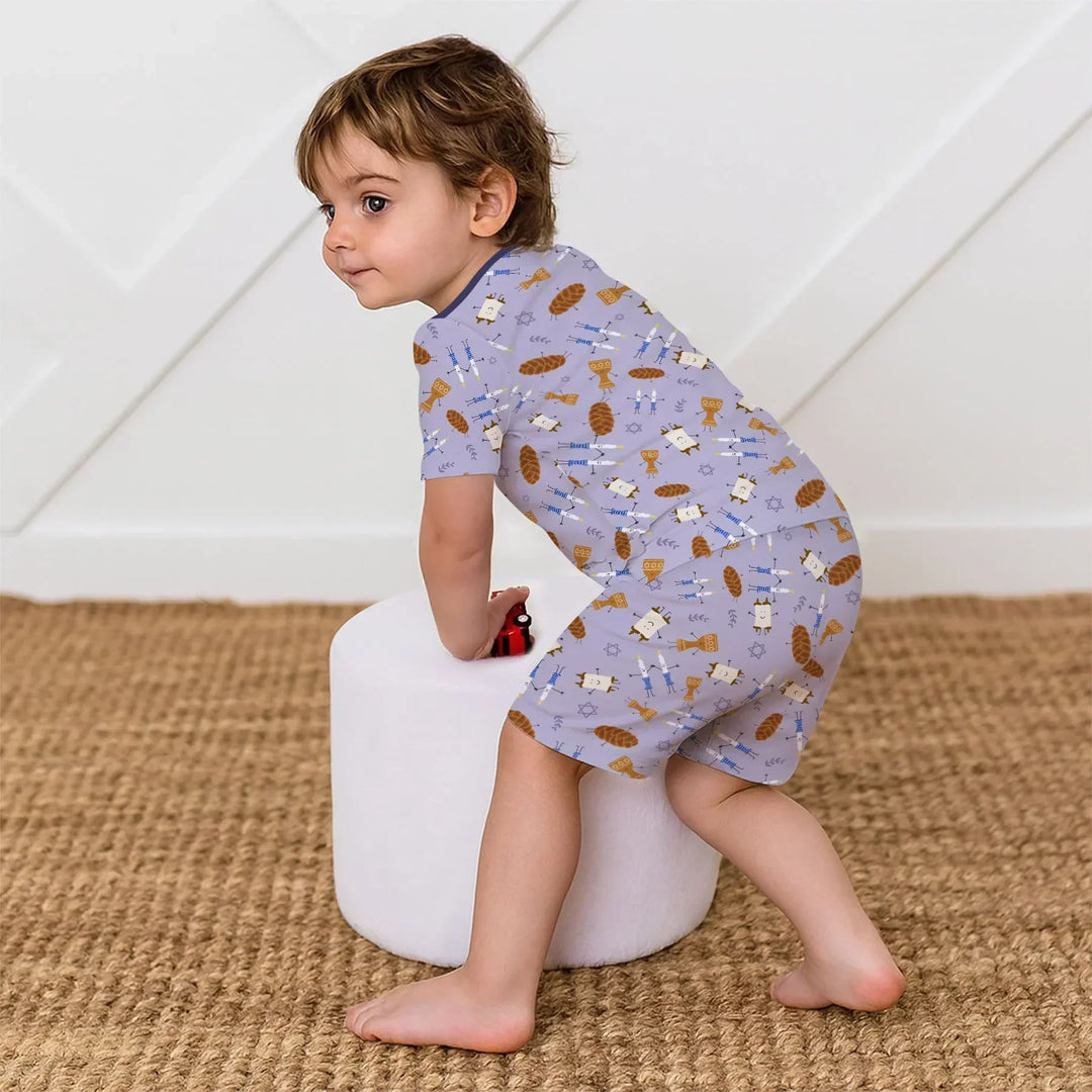 Template Zweiteiliges Pyjama-Set mit kurzen Ärmeln und Shorts