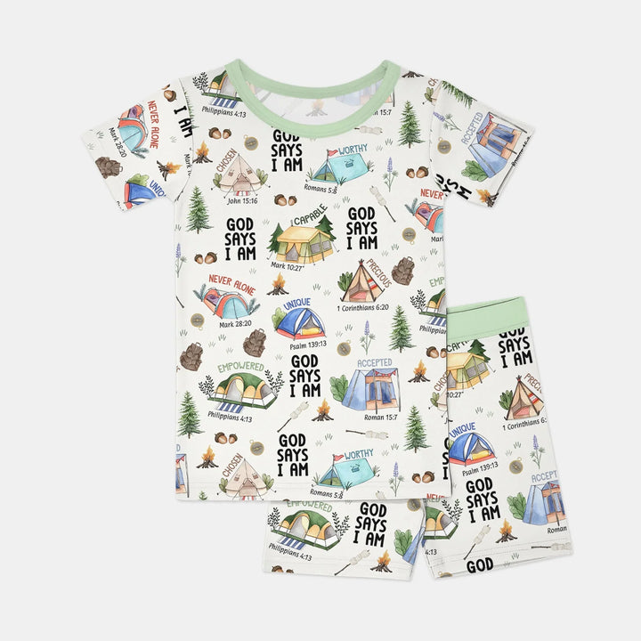 Template Zweiteiliges Pyjama-Set mit kurzen Ärmeln und Shorts