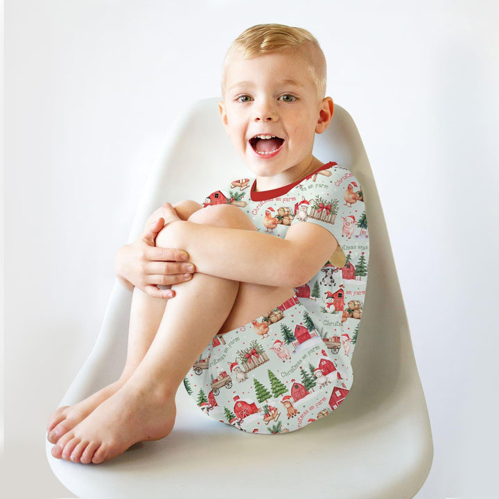 Template Zweiteiliges Pyjama-Set mit kurzen Ärmeln und Shorts