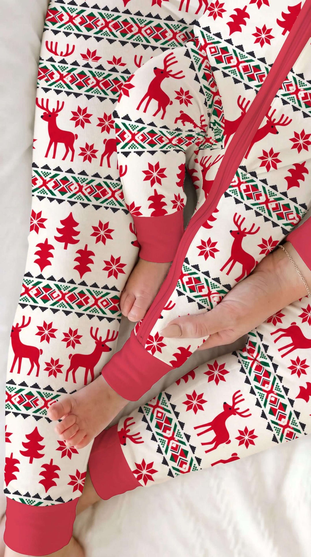 Nordic Reindeer Christmas Bamboo Convertible Zippy