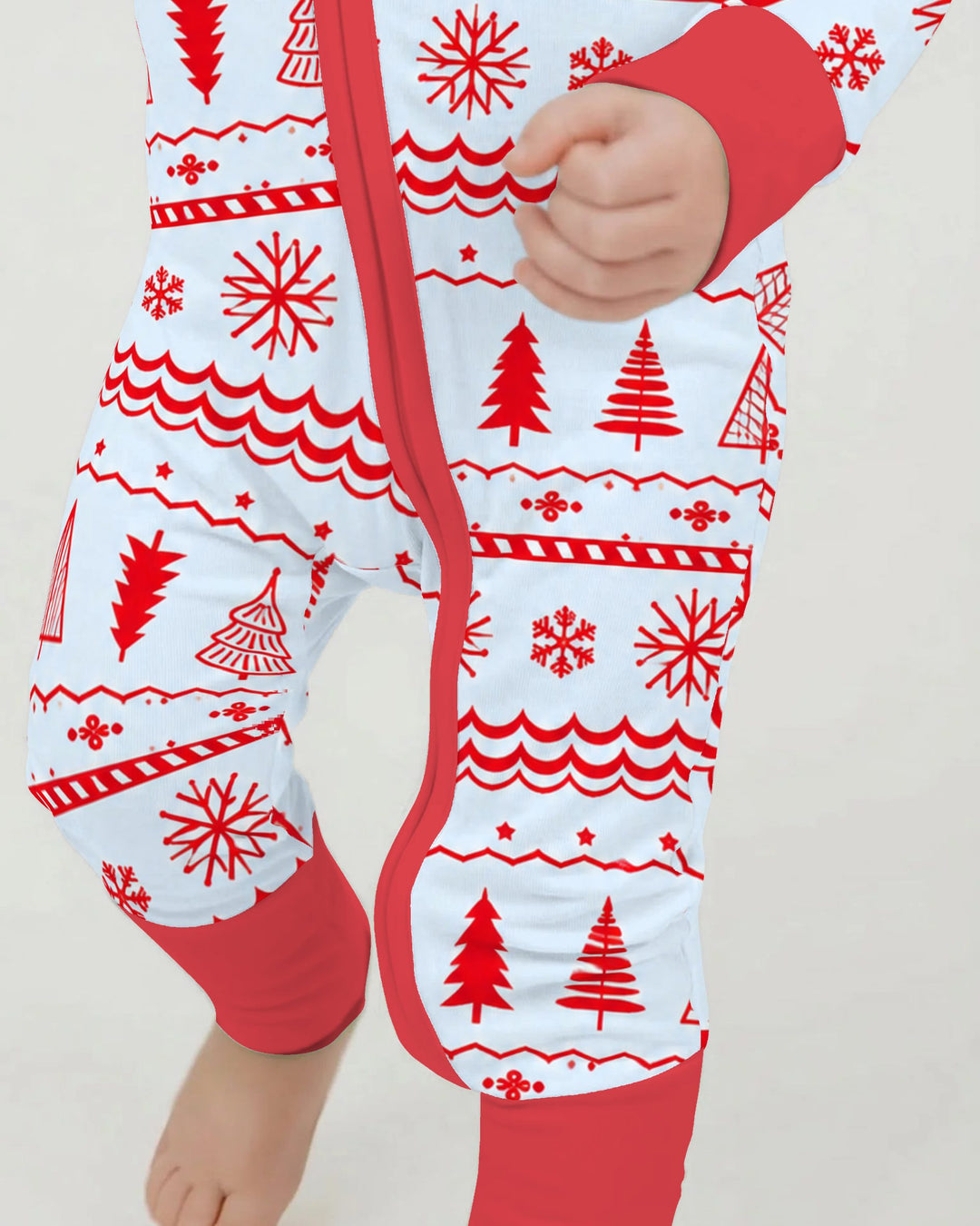 Red Nordic Christmas Trees & Snowflakes Bamboo Convertible Zippy