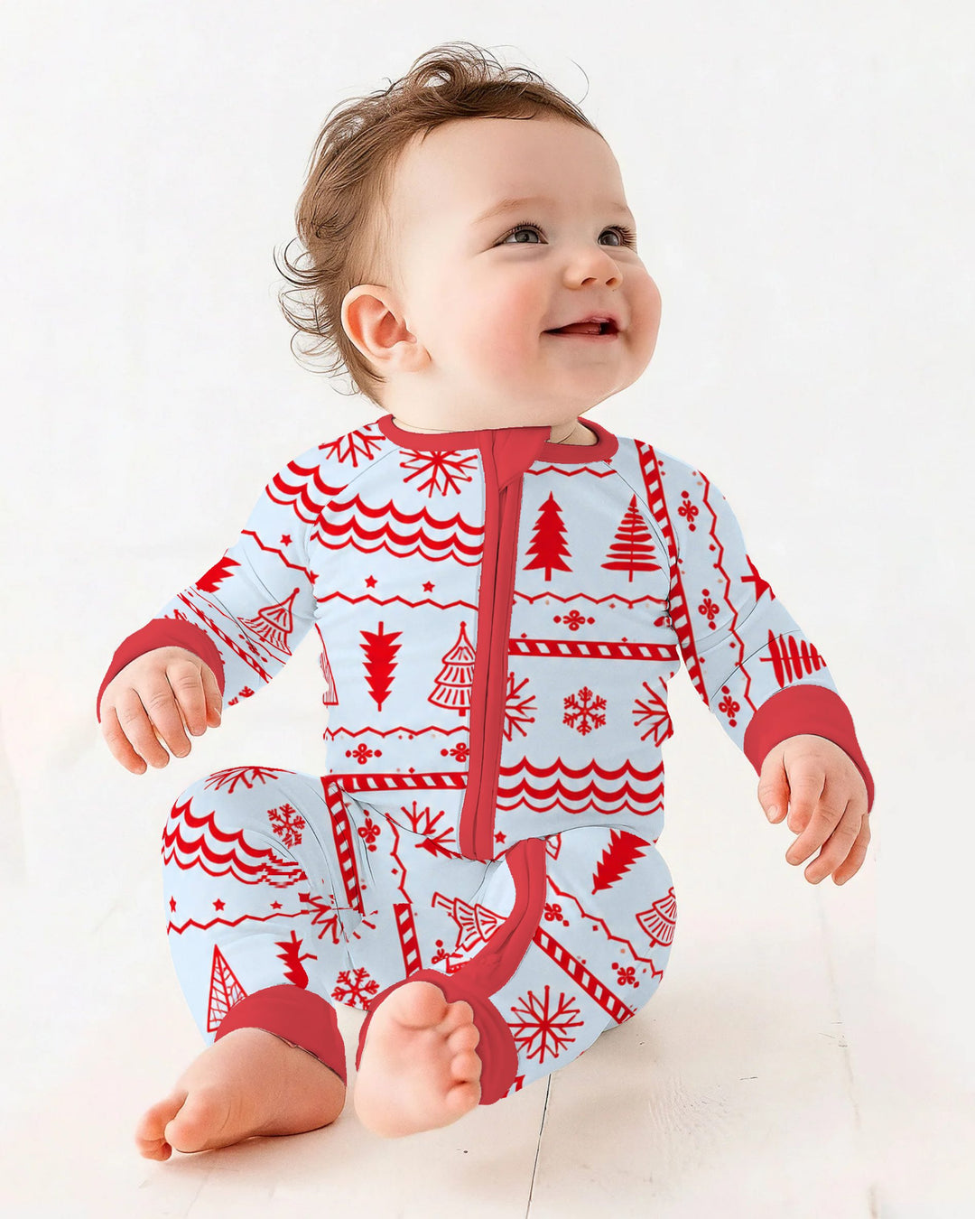 Red Nordic Christmas Trees & Snowflakes Bamboo Convertible Zippy