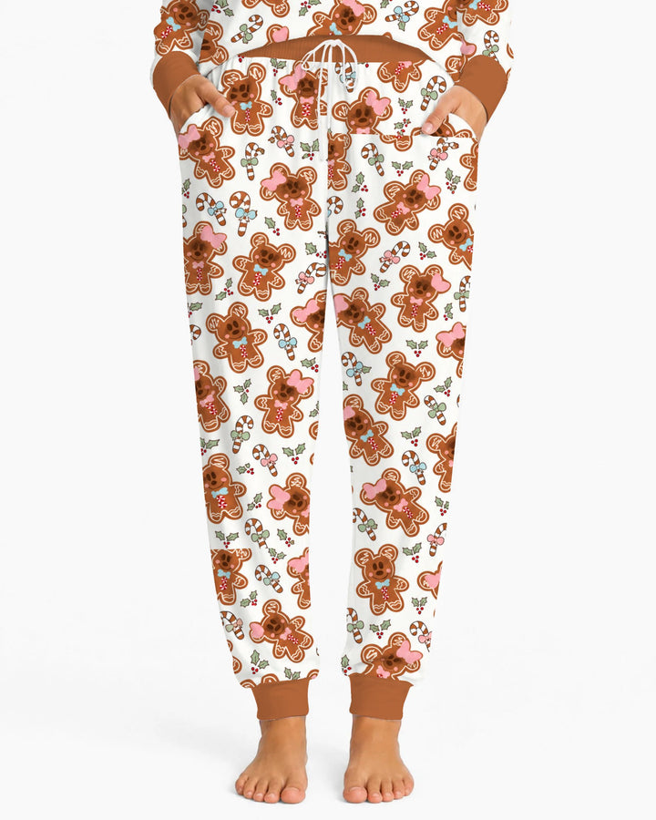 Cute Gingerbread Couple Toss Bamboo Women Pajama Set