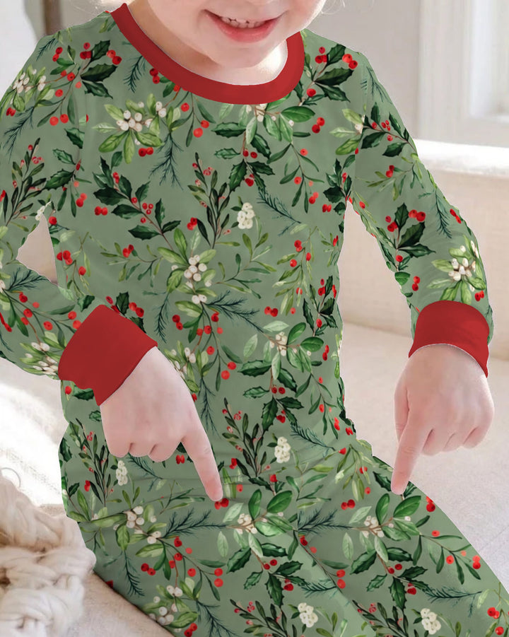 Vintage Christmas Holly & Mistletoe Botanical Bamboo Two Piece Long Sleeve Pajama Set