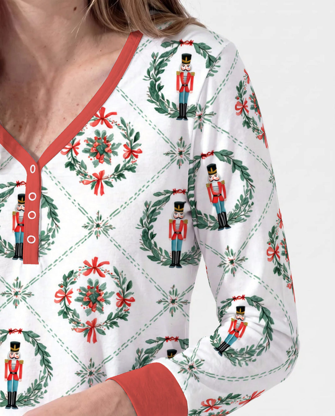 Classic Nutcracker Christmas Wreath Seamless Pattern Bamboo Women Pajama Set