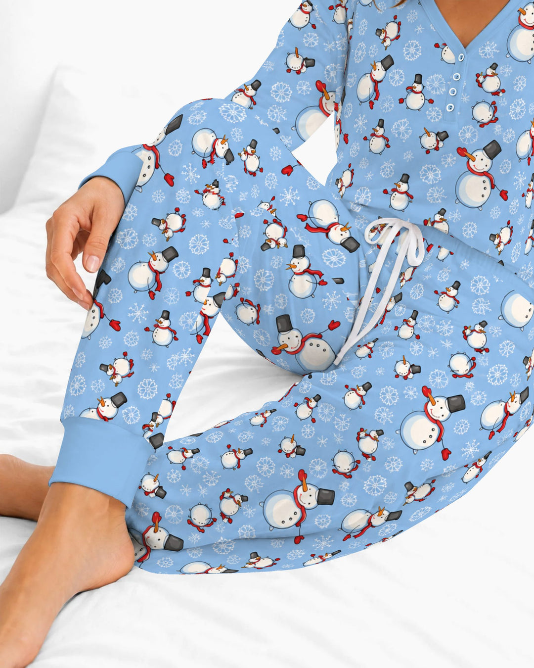Cute Snowman Winter Snowflakes Seamless Pattern Bamboo Women Pajama Set