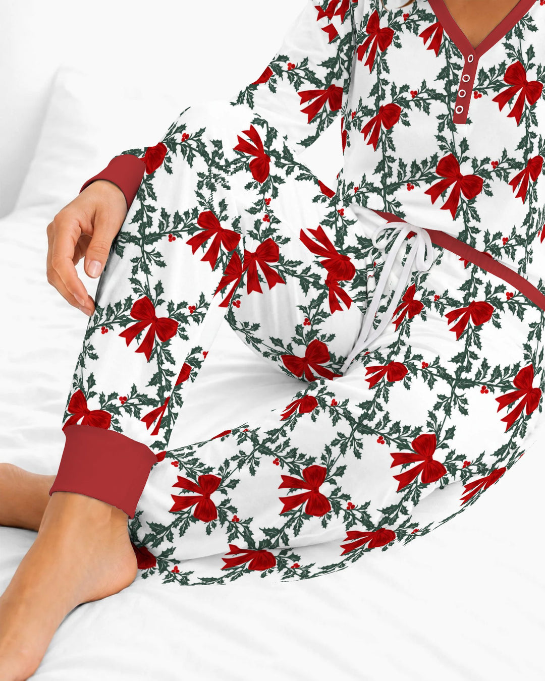 Vintage Christmas Holly Red Bows Bamboo Women Pajama Set