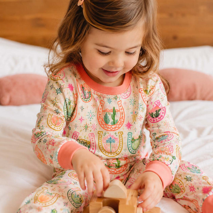 Colorful Desert Horseshoes Bamboo Two Piece Long Sleeve Pajama Set