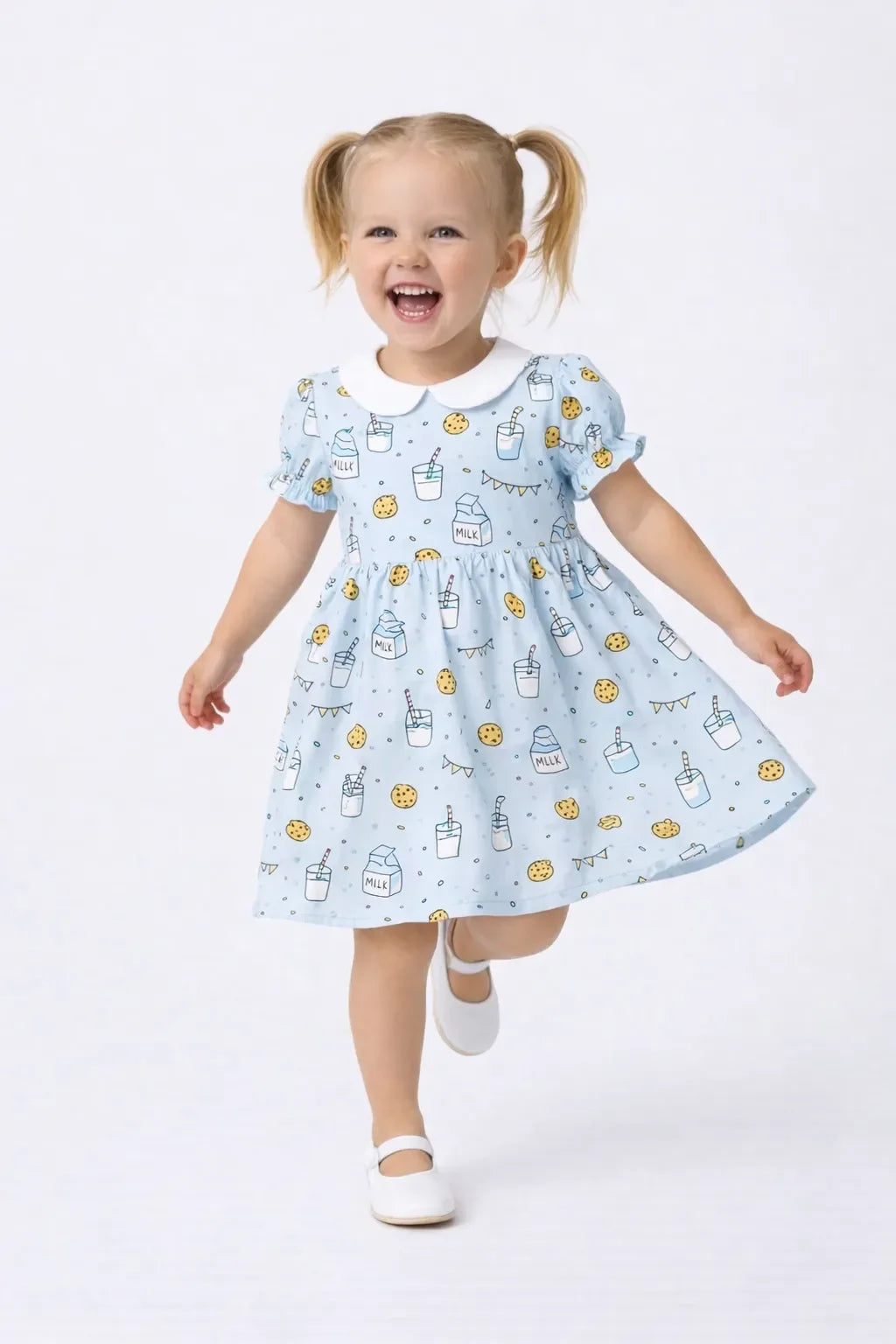 Süßes Milch- und Kekse-Bambus-Kleid mit Peter-Pan-Kragen