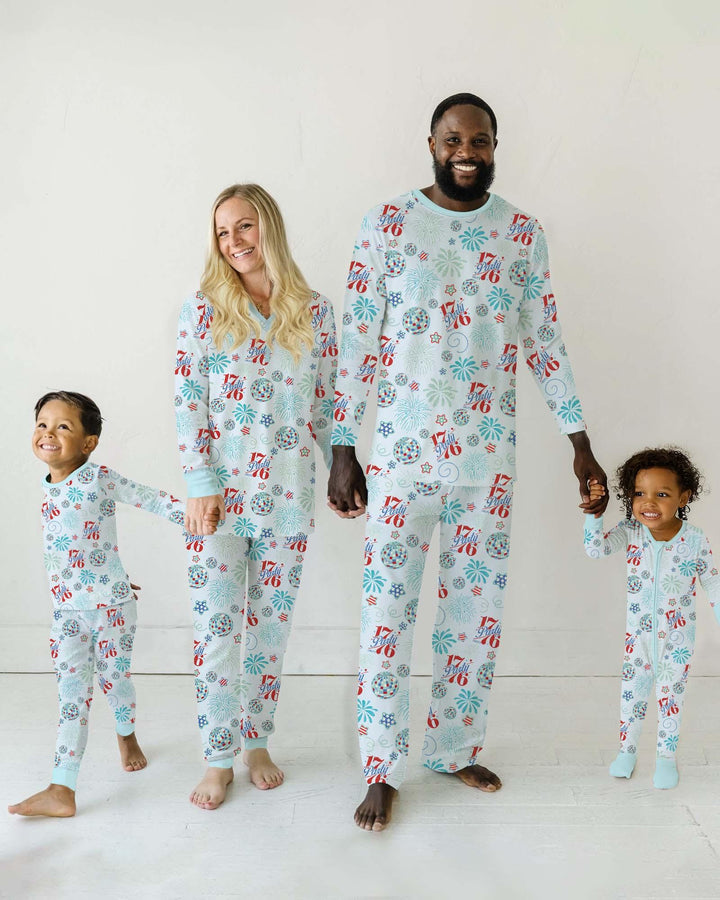 Template Zweiteiliges Pyjama-Set mit kurzen Ärmeln und Shorts