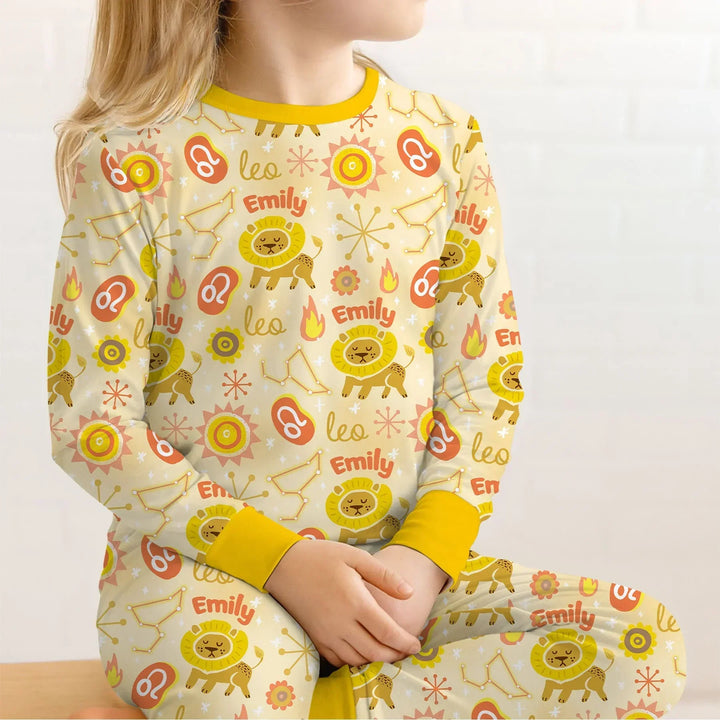 Zweiteiliges Langarm-Pyjama-Set mit Sommerfrüchten