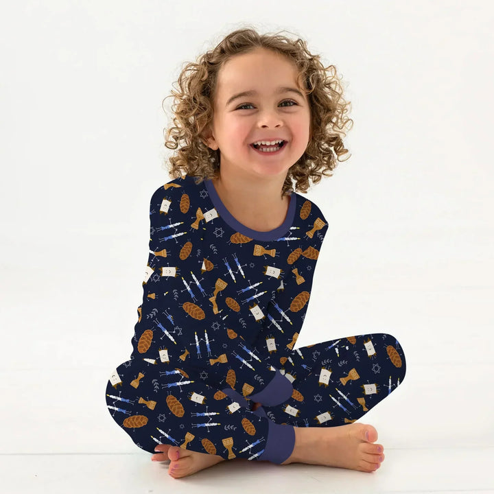Zweiteiliges Langarm-Pyjama-Set mit Sommerfrüchten