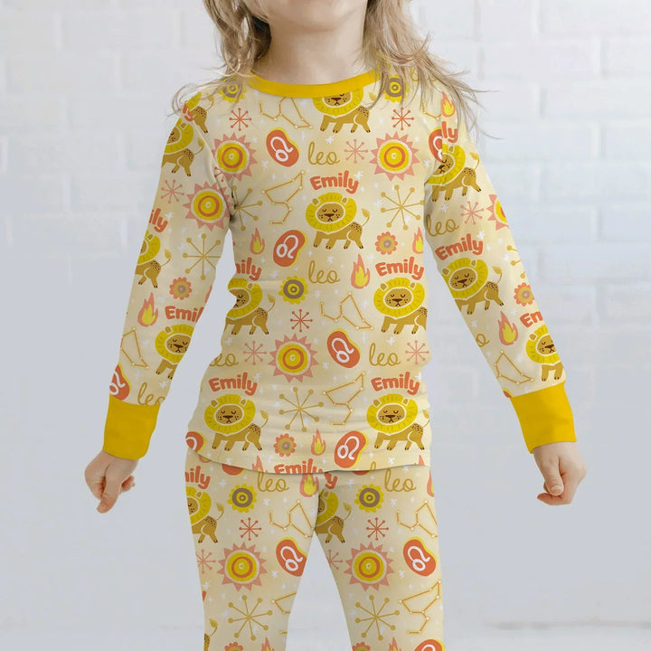 Zweiteiliges Langarm-Pyjama-Set mit Sommerfrüchten