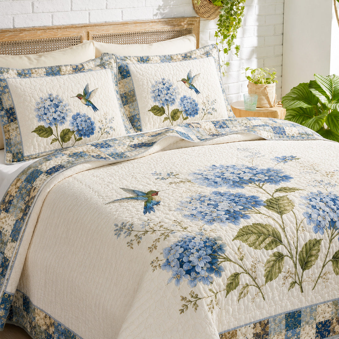 Humming Glow Bamboo Quilt Bedding Set