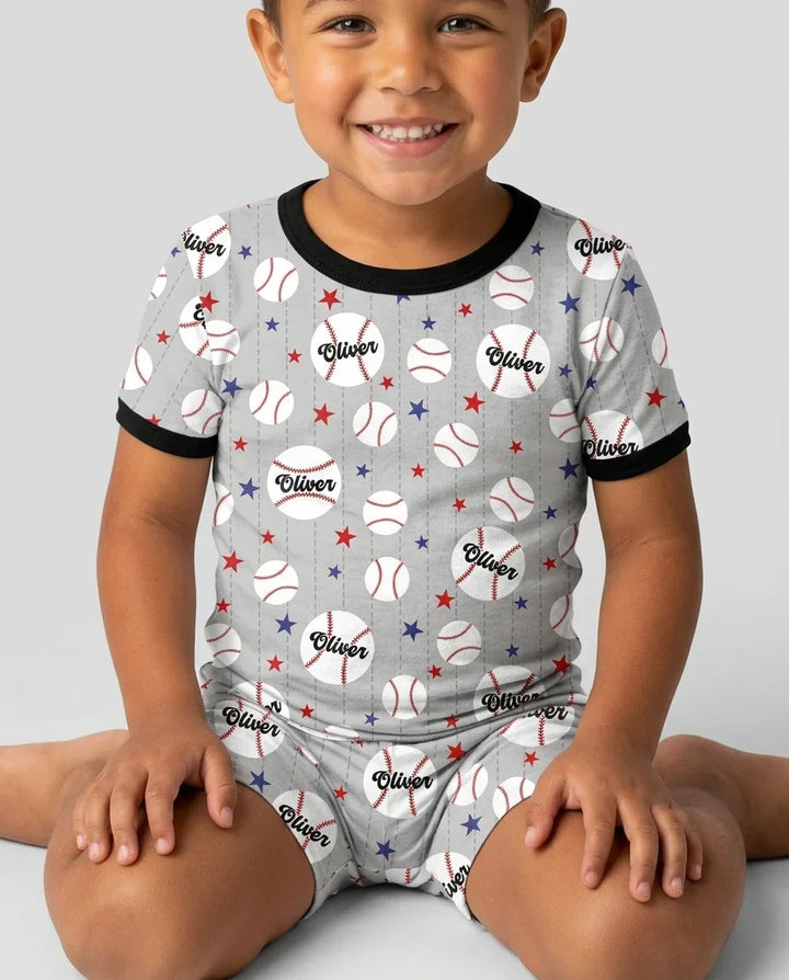 Zweiteiliges Pyjama-Set mit kurzen Ärmeln und Shorts im Sommer-Design