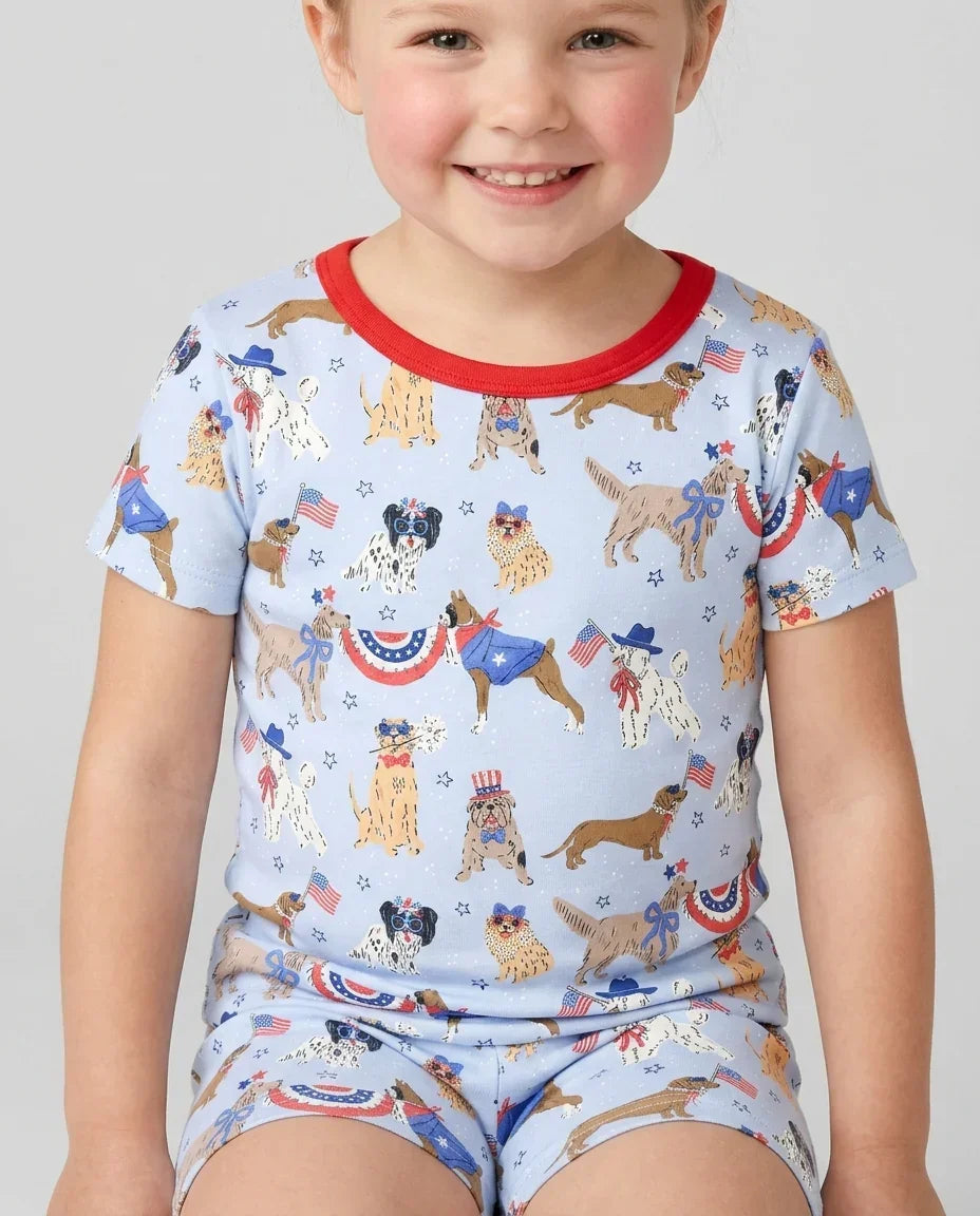 Template Zweiteiliges Pyjama-Set mit kurzen Ärmeln und Shorts