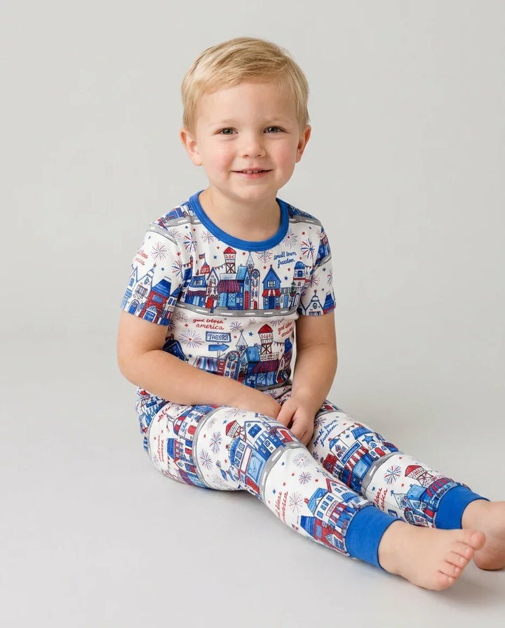 Zweiteiliges, kurzärmliges Pyjama-Set mit Marienkäfern